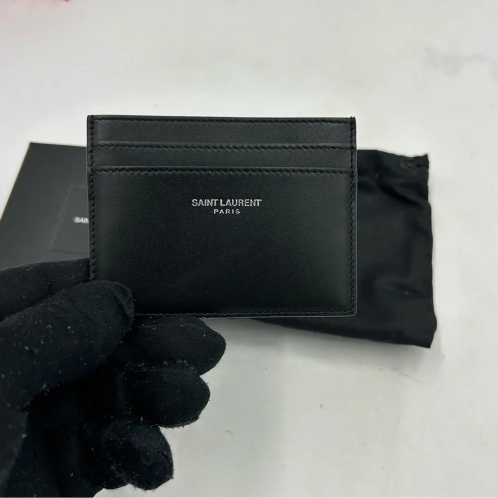 Saint Laurent Paris credit card case in smooth black leather made in Italy NWT